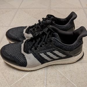 Men's adidas Ultraboost ST in Black/White Sz 11